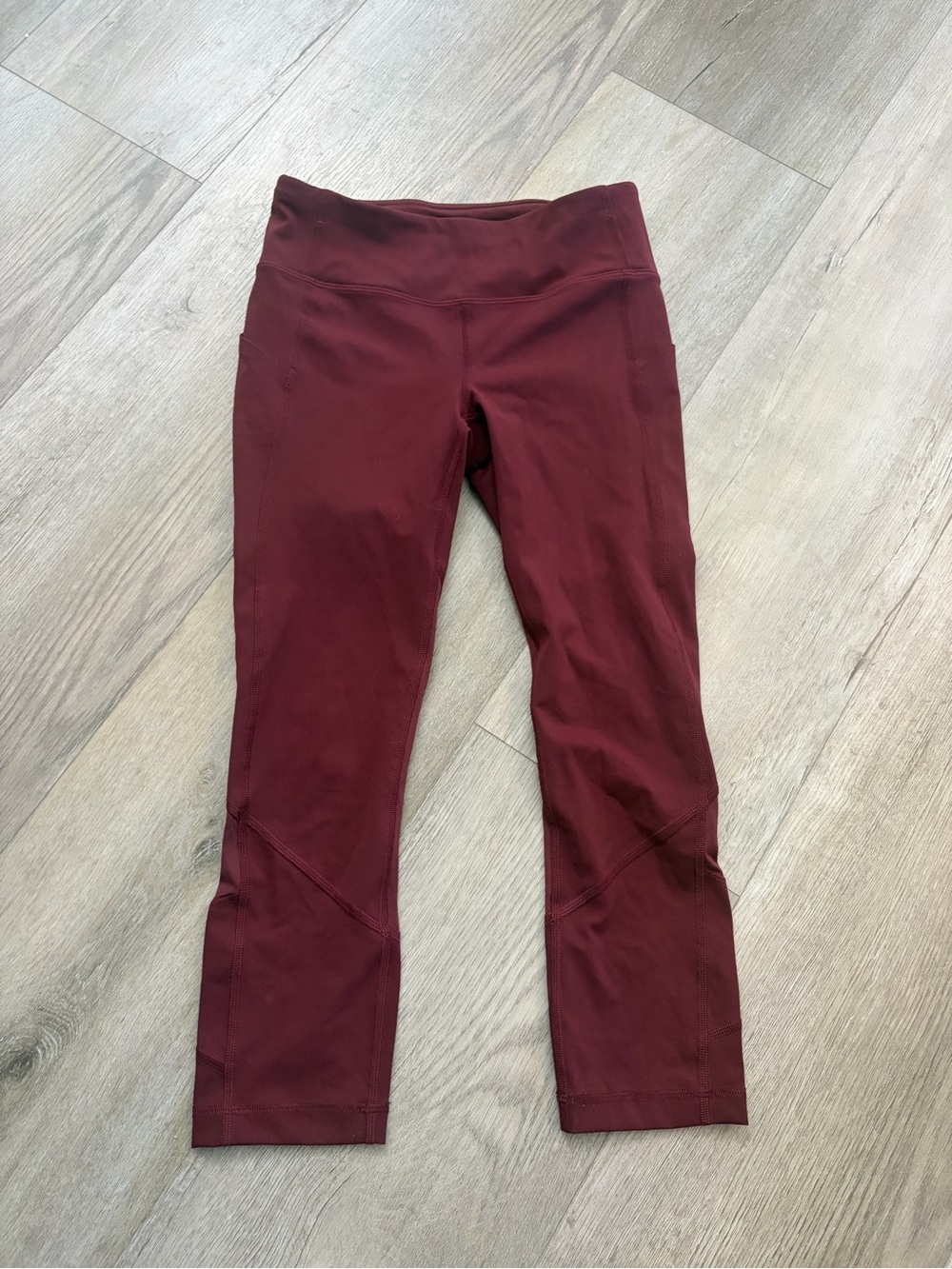 lululemon athletica Burgundy Capri Leggings
